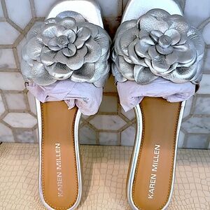 (Sold Out) Brand New Rare Elegant Karen Millen Silver Leather Floral Flat Sandal